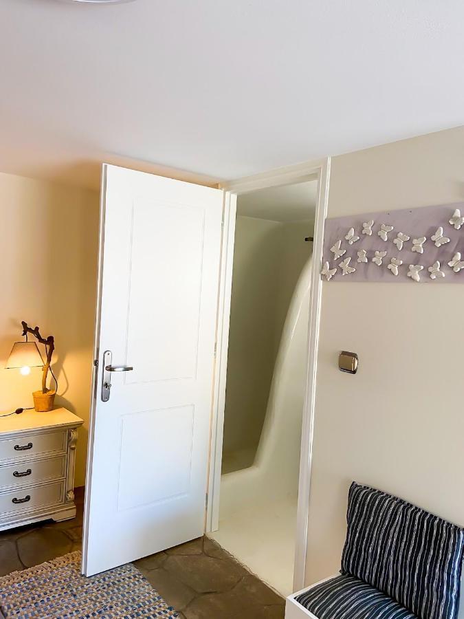 Pistachio Guesthouse, Παραδοσιακός ξενώνας Βαθύ Εξωτερικό φωτογραφία